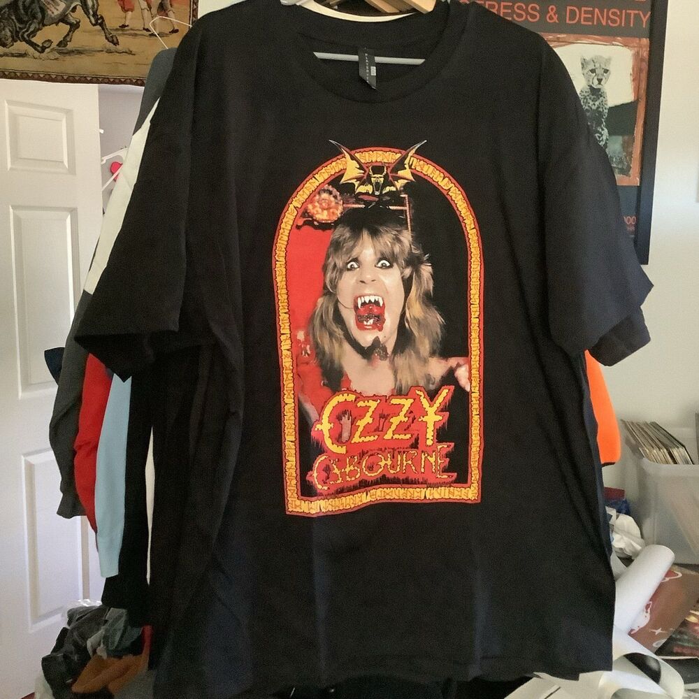 OZZY Osborne rare graphic rock tee size xl